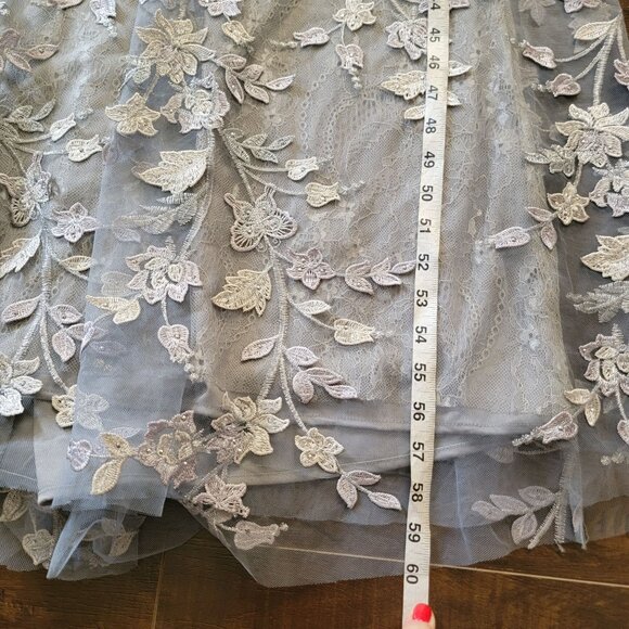 Mac Duggal Floral Applique Gown Women 4 3D Fairy Whimsical Formal Elegant Luxury - Picture 7 of 7